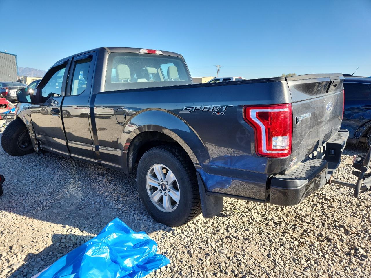 FORD F-150 SUPER CAB