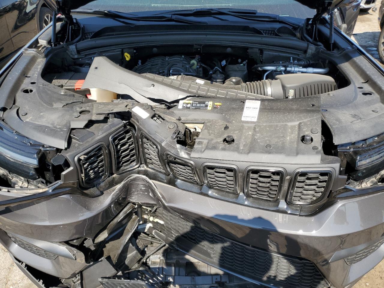 JEEP GRAND CHEROKEE LAREDO