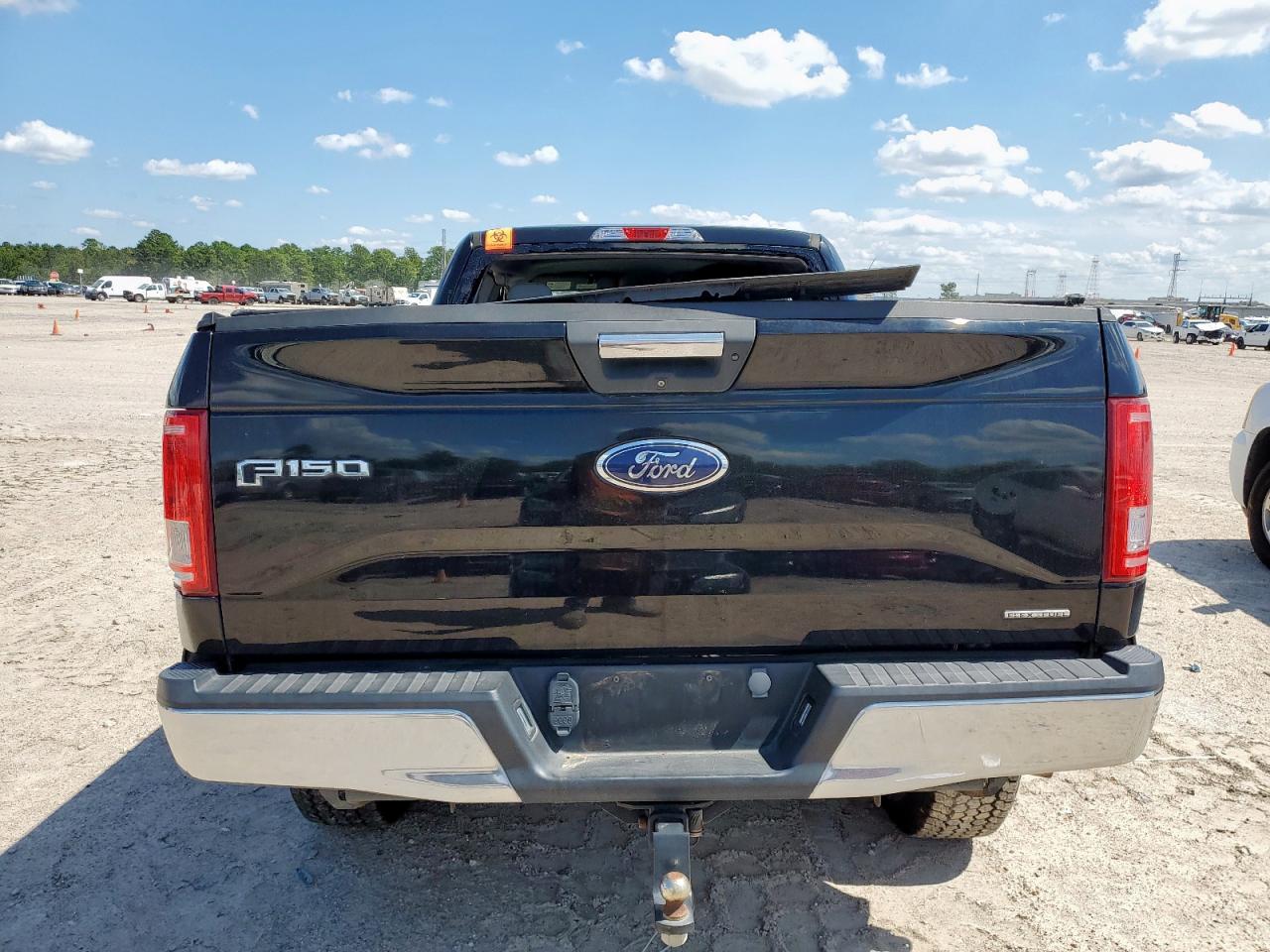 FORD F-150 SUPER CAB