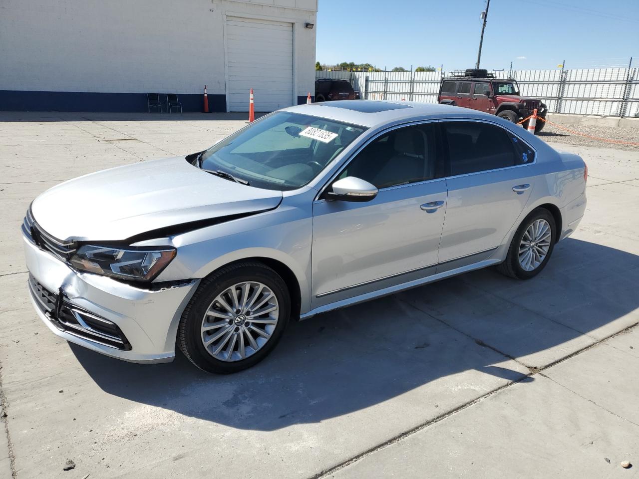 VOLKSWAGEN PASSAT SE