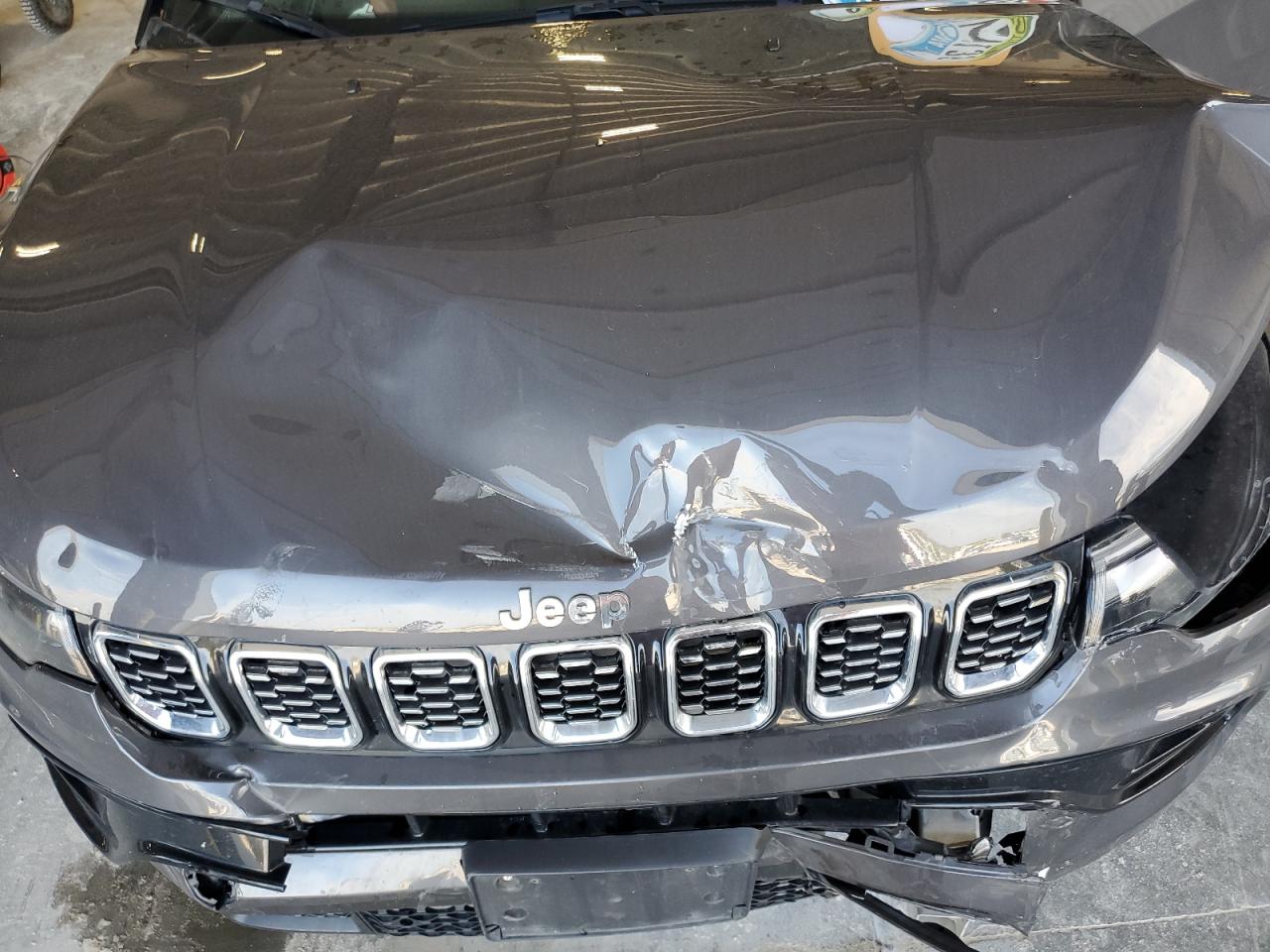 JEEP COMPASS LIMITED