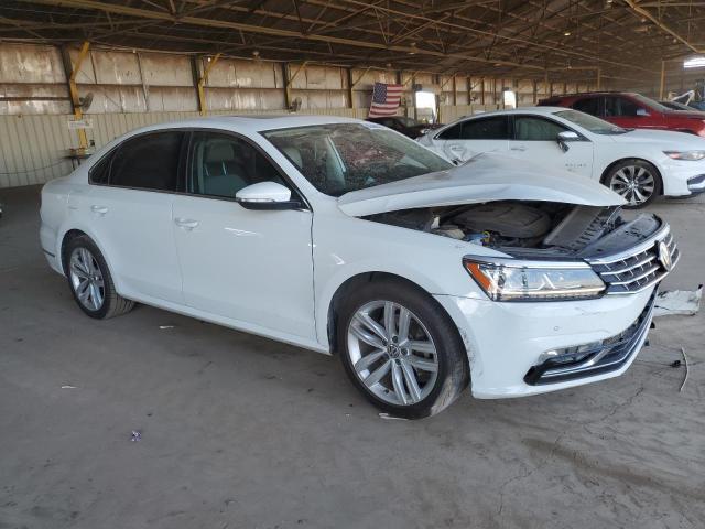 2018 VOLKSWAGEN PASSAT SE - 1VWBA7A30JC001282