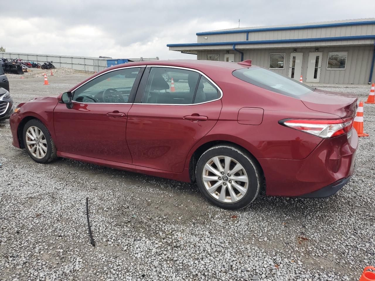 TOYOTA CAMRY LE