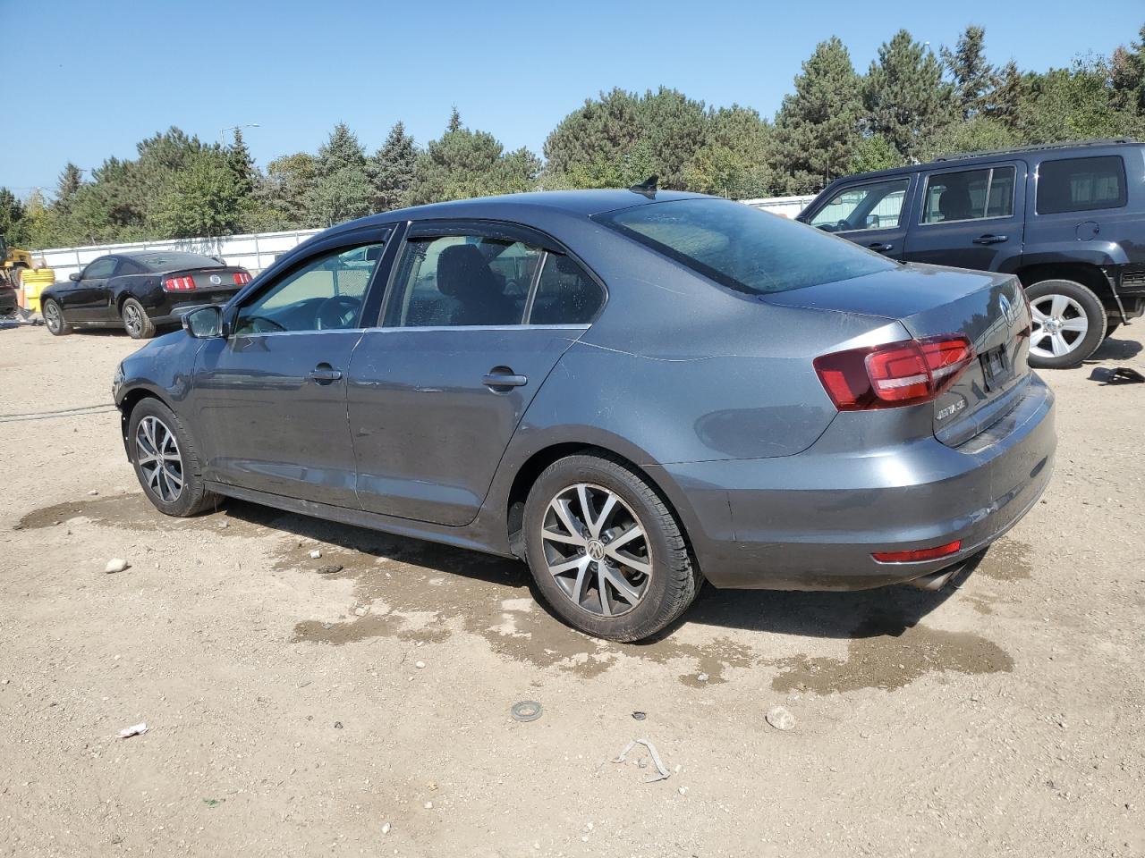 VOLKSWAGEN JETTA SE