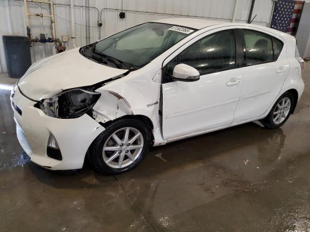 Global Auto Auctions: 2013 TOYOTA PRIUS C