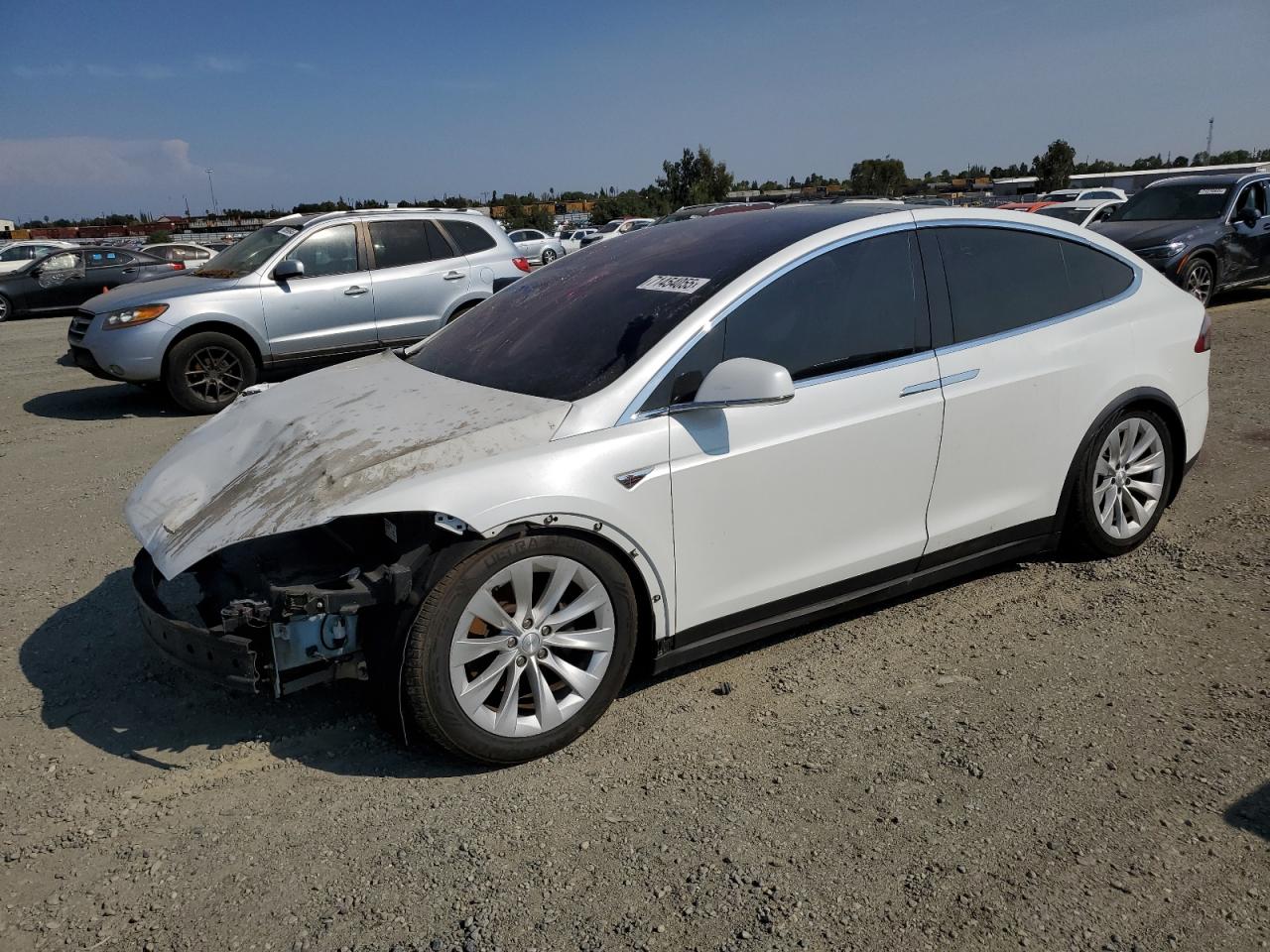 TESLA MODEL X