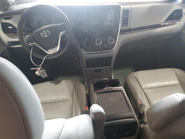 2017 TOYOTA SIENNA XLE 5TDYZ3DC5HS863853