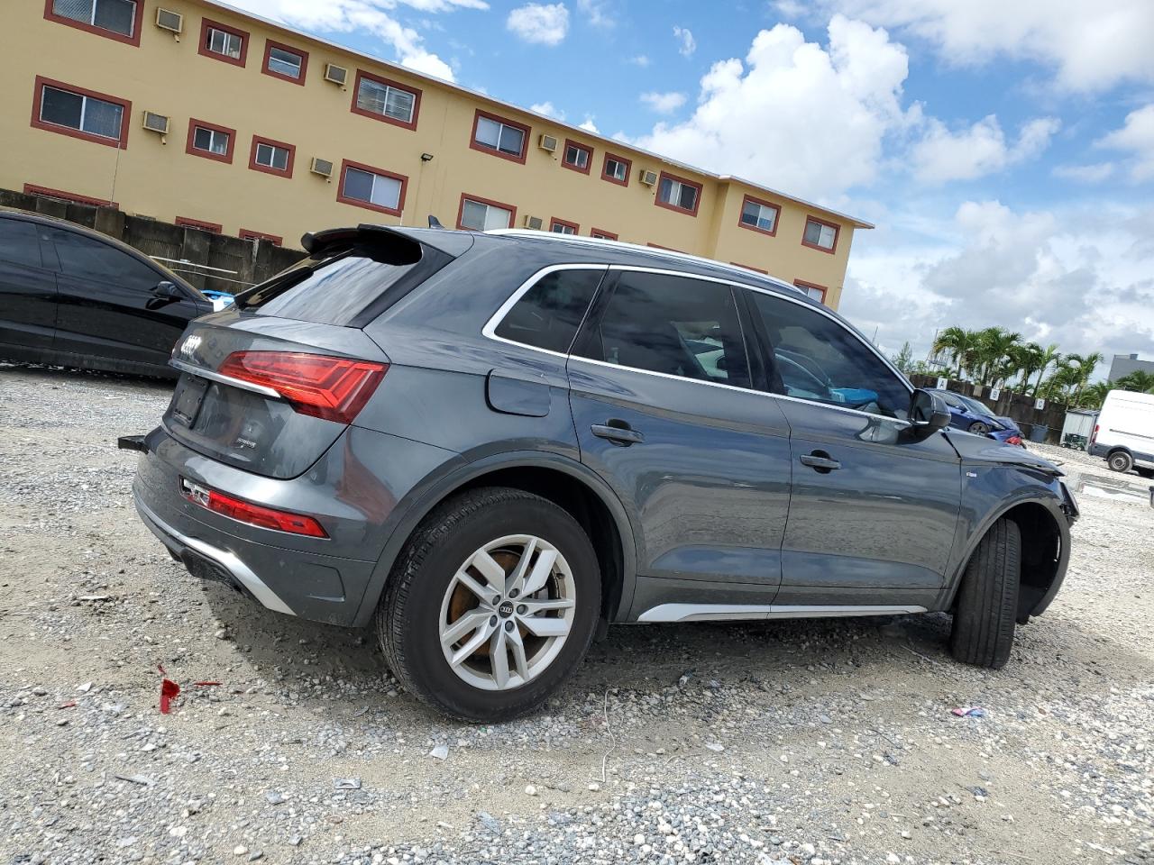 AUDI Q5 PREMIUM 45
