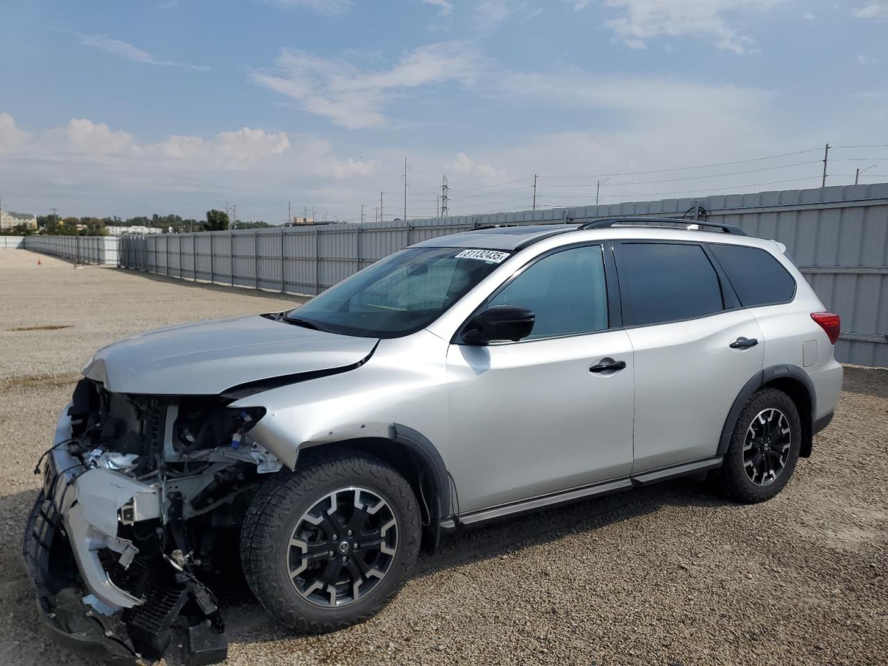 NISSAN PATHFINDER SL