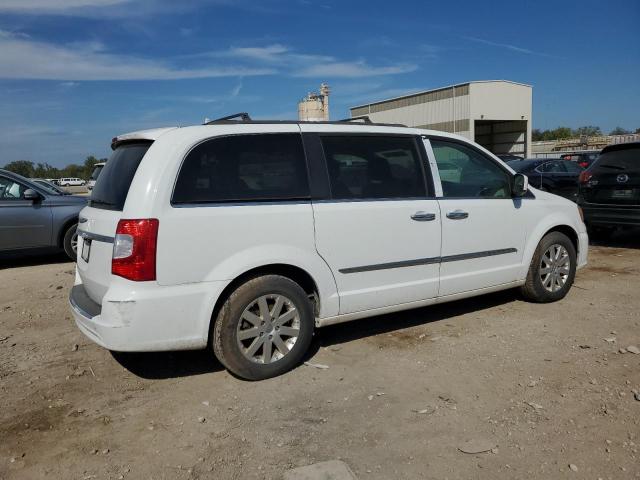 2015 CHRYSLER TOWN & COU 2C4RC1BG9FR699335