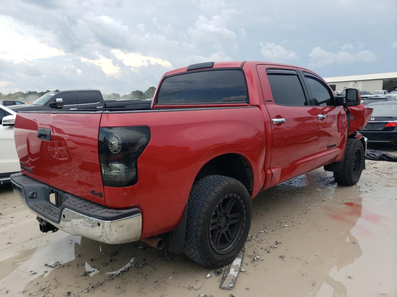 TOYOTA TUNDRA CREWMAX LIMITED