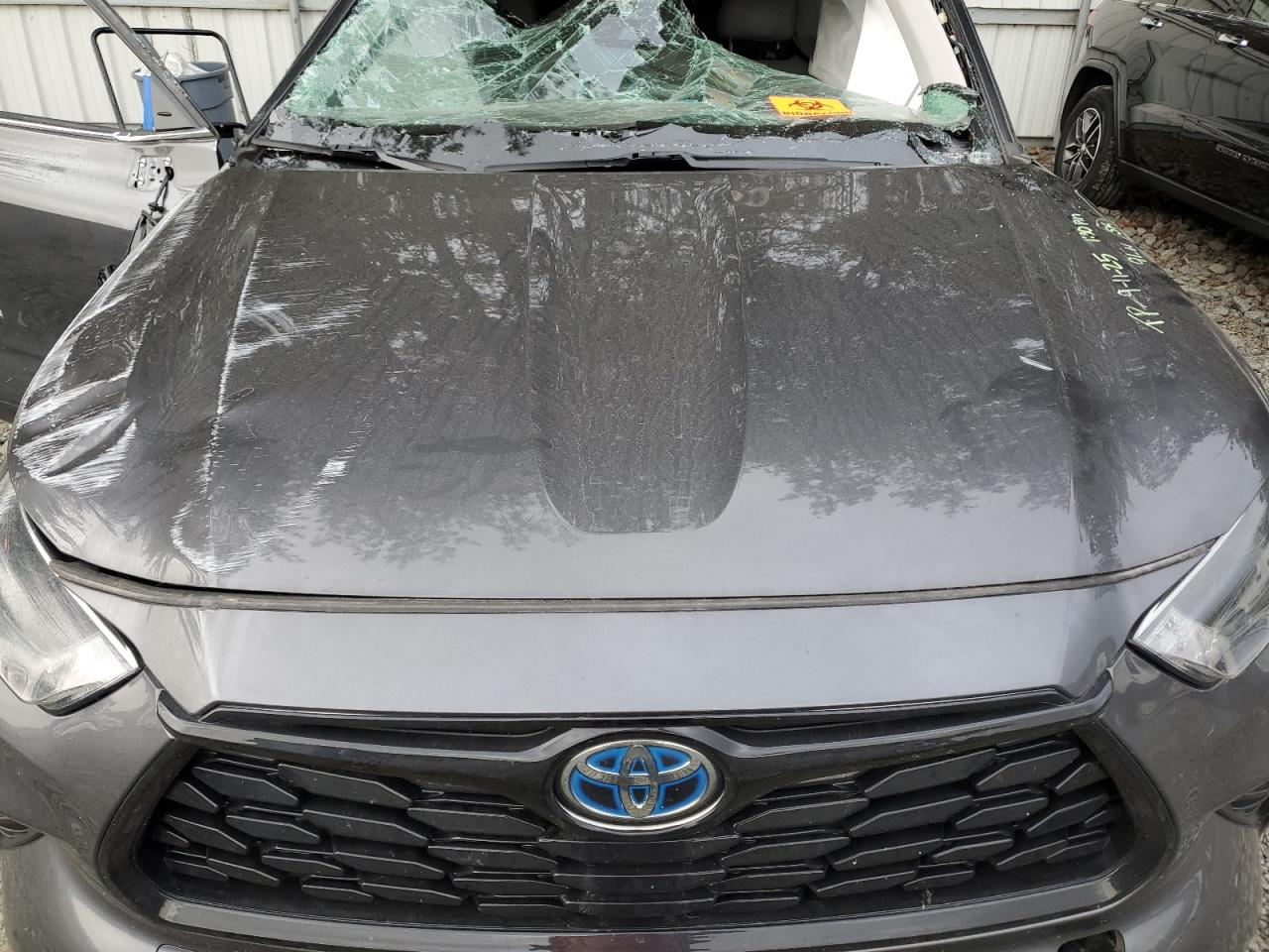TOYOTA HIGHLANDER HYBRID XLE