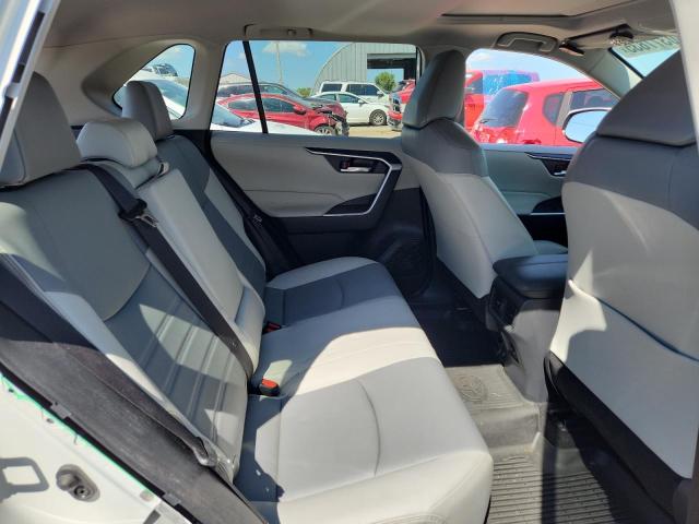 2019 TOYOTA RAV4 XLE PREMIUM - JTMA1RFV3KJ014187