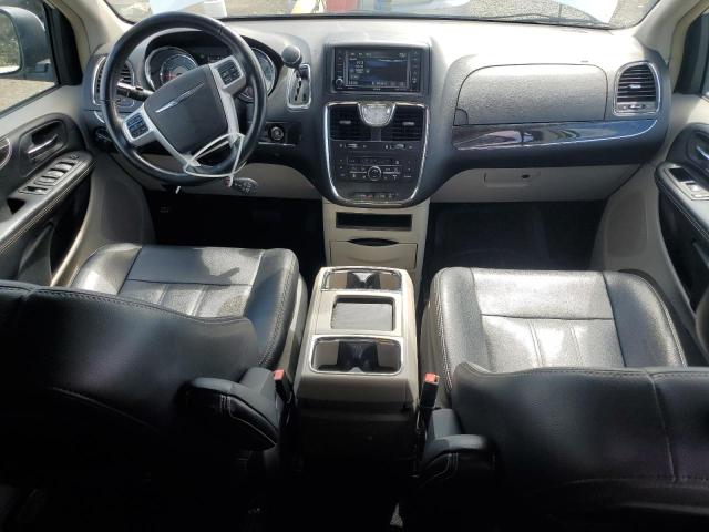 2015 CHRYSLER TOWN & COU 2C4RC1BG2FR756183