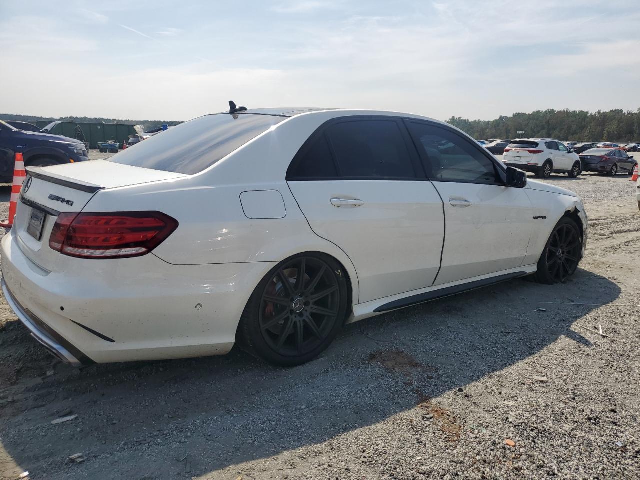 MERCEDES-BENZ E-CLASS 63 AMG-S