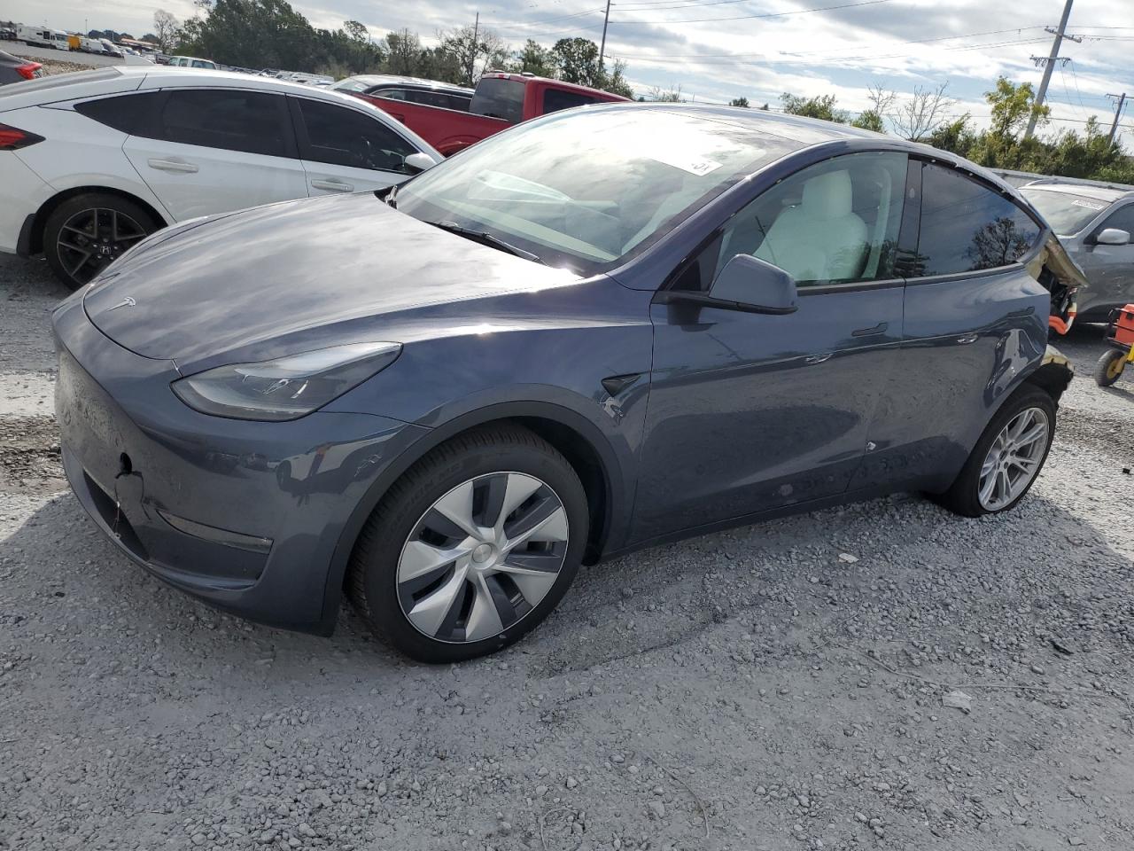 TESLA MODEL Y