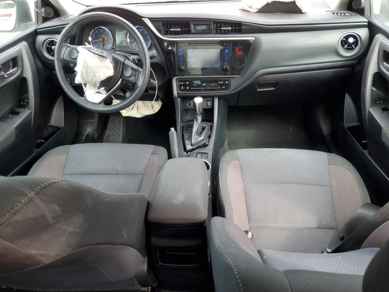 Lot #3316141217 2018 TOYOTA COROLLA L