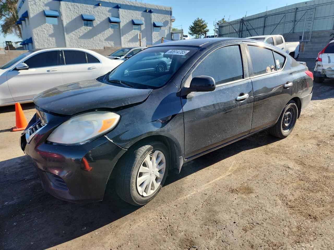 NISSAN VERSA S