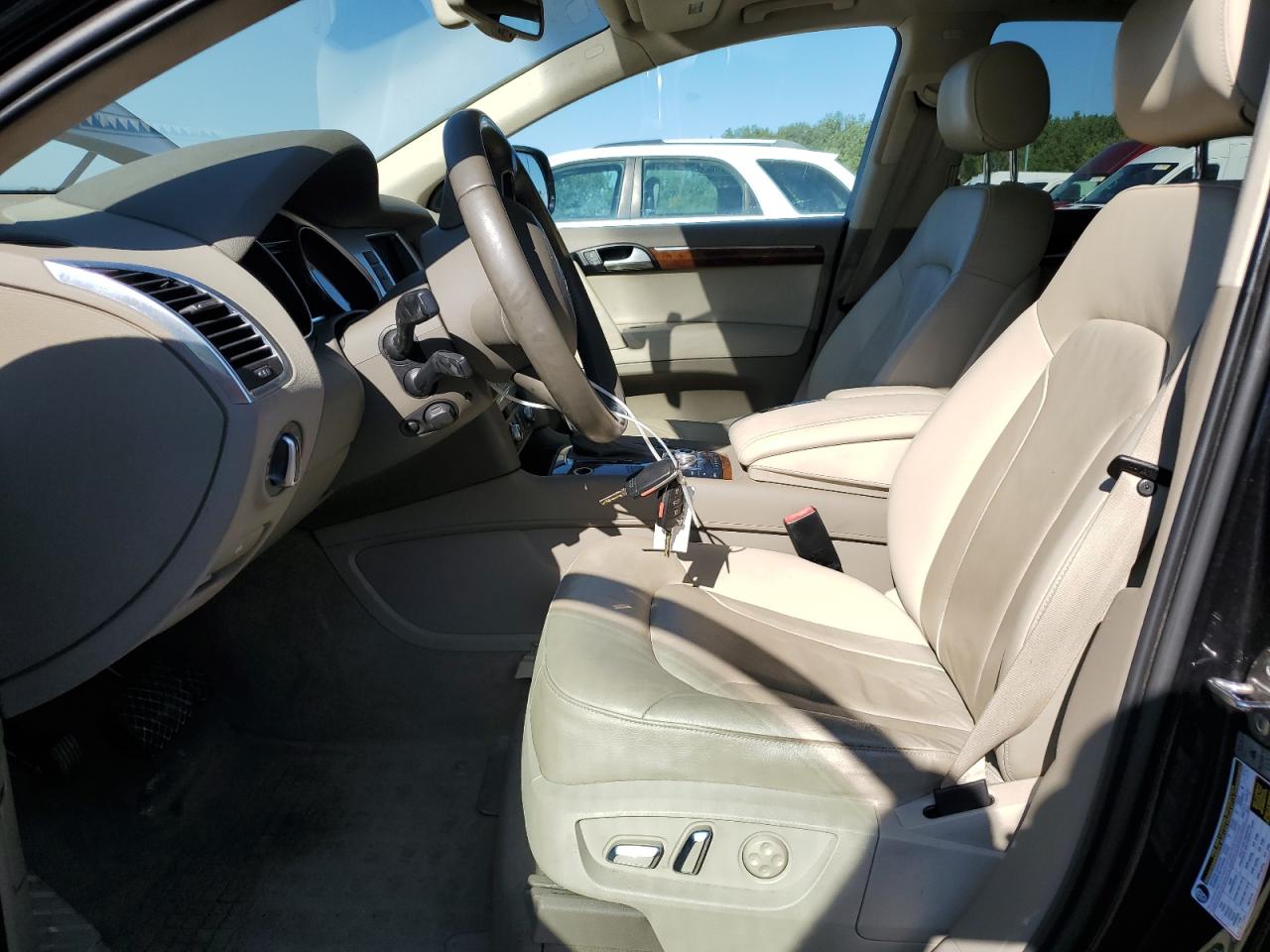 AUDI Q7 PREMIUM PLUS