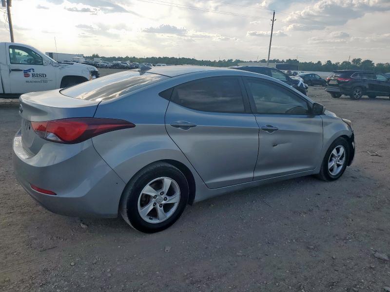 2015 HYUNDAI ELANTRA SE 5NPDH4AE1FH569852
