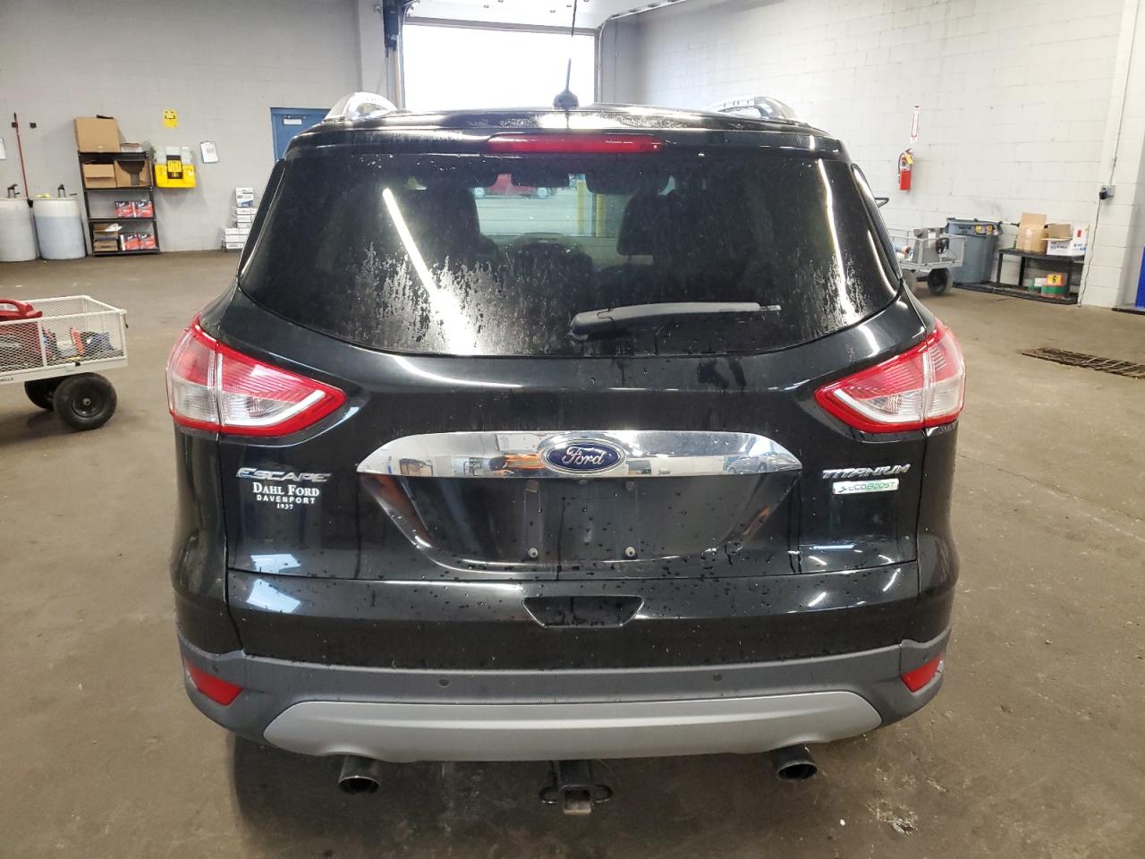 FORD ESCAPE TITANIUM