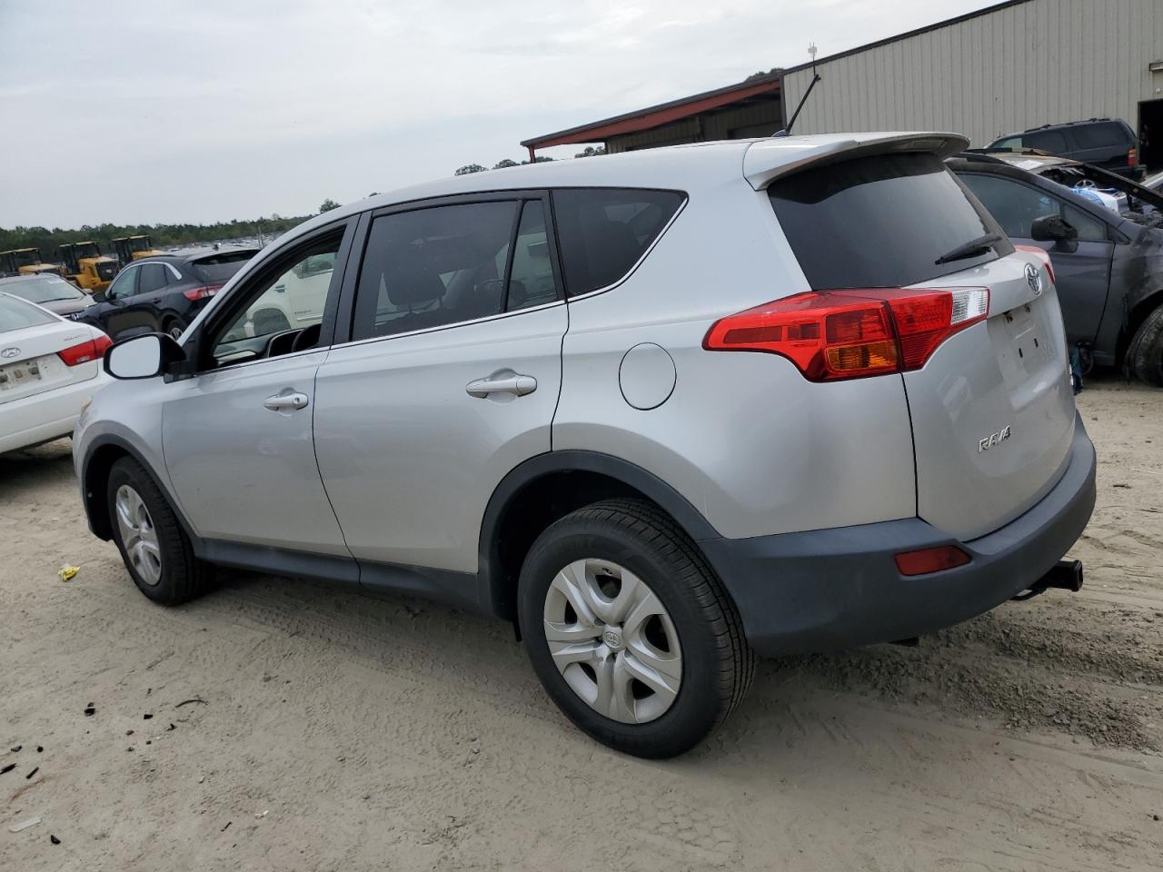 TOYOTA RAV4 LE