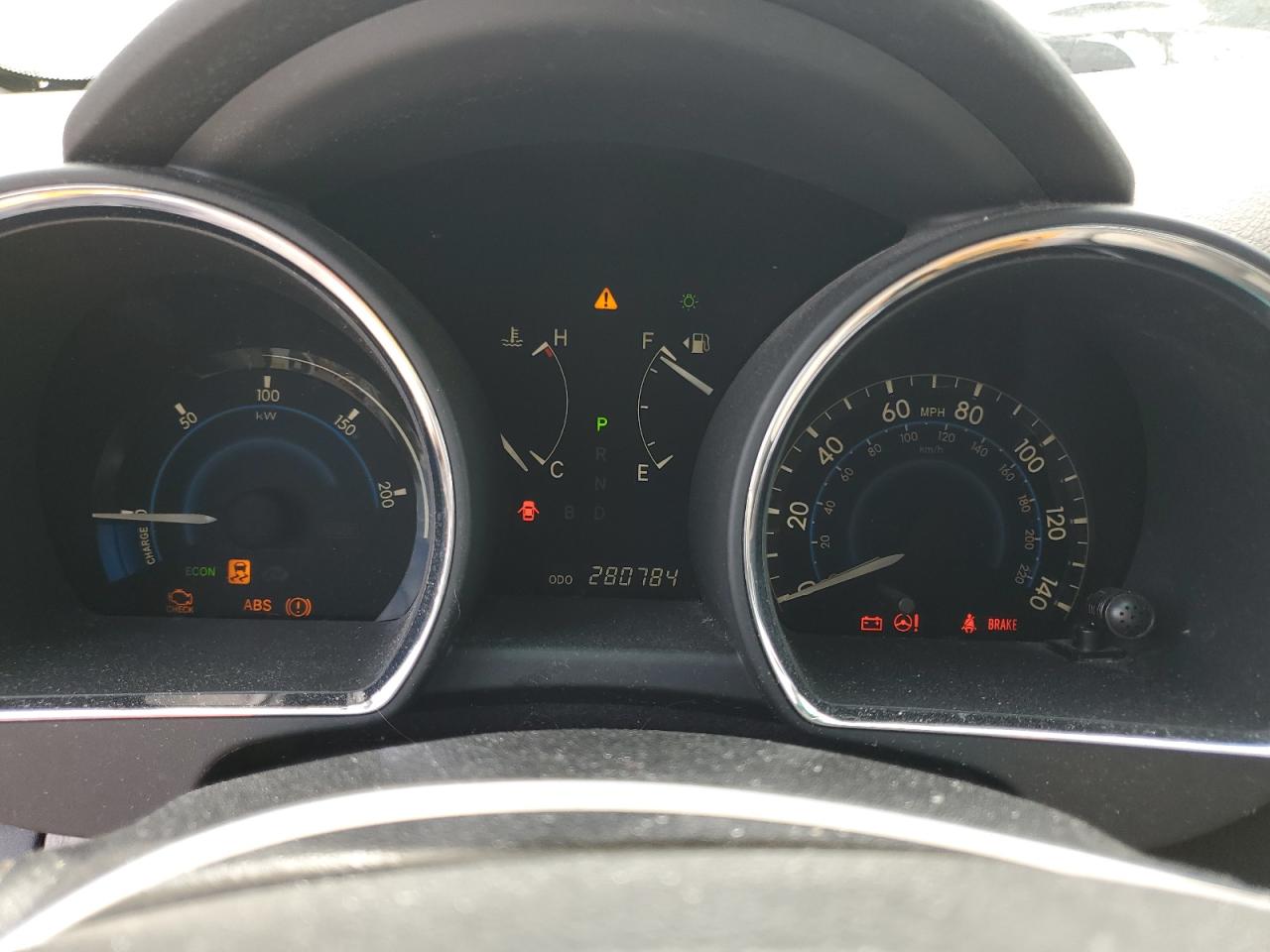 TOYOTA HIGHLANDER HYBRID