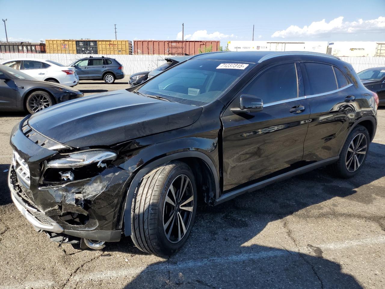 MERCEDES-BENZ GLA-CLASS 250