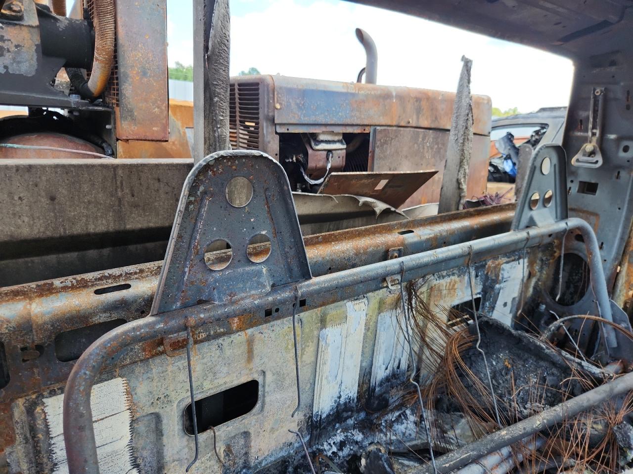 Lot #3292681588 2004 FORD F350 SRW S