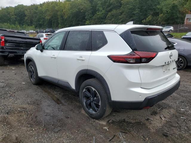 NISSAN ROGUE SV 2024 white  gas 5N1BT3BB8RC692256 photo #3