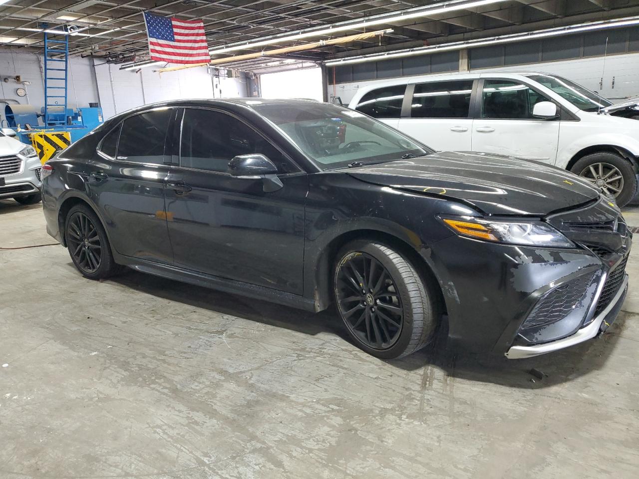 TOYOTA CAMRY XSE