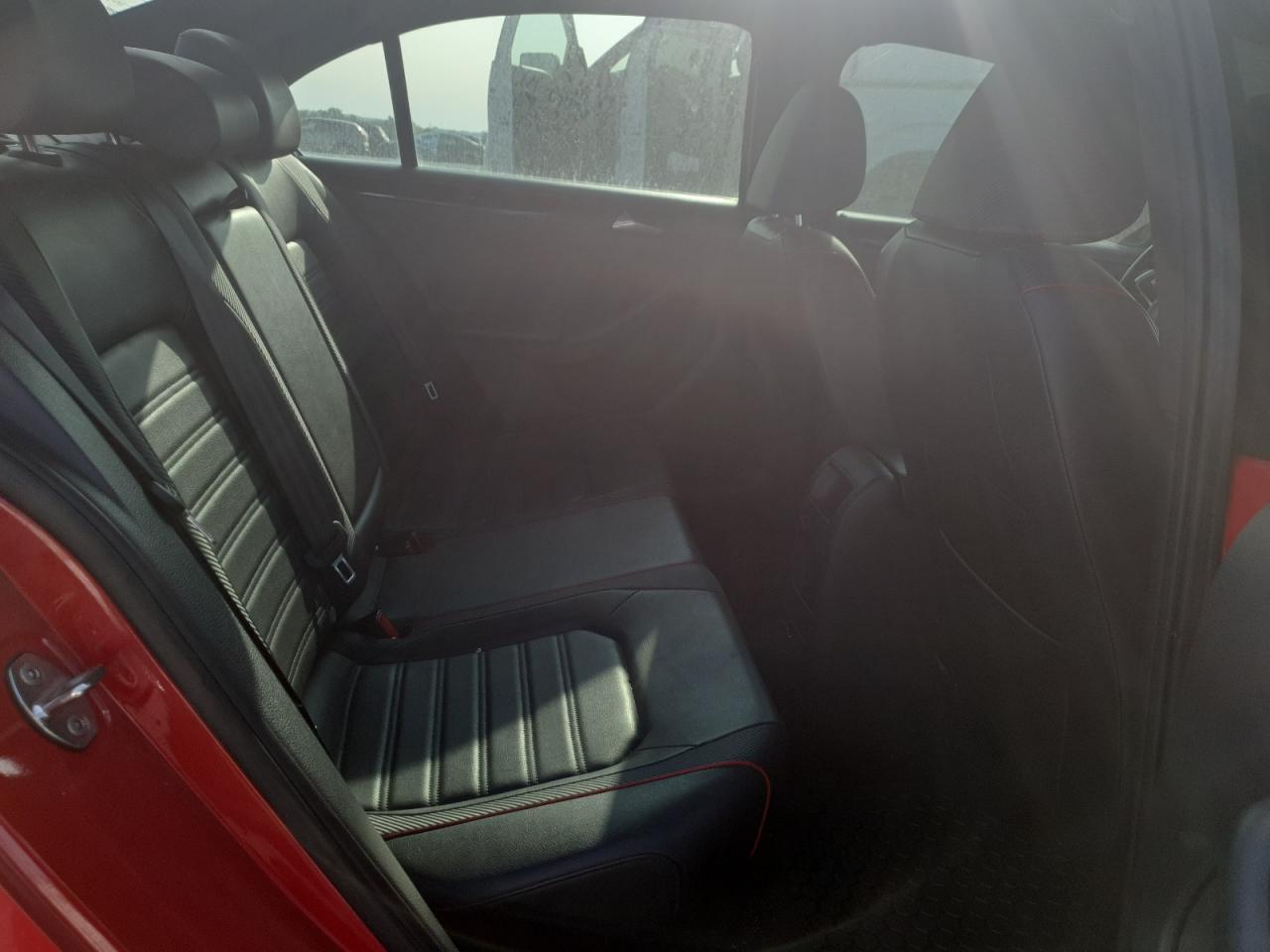 VOLKSWAGEN JETTA GLI