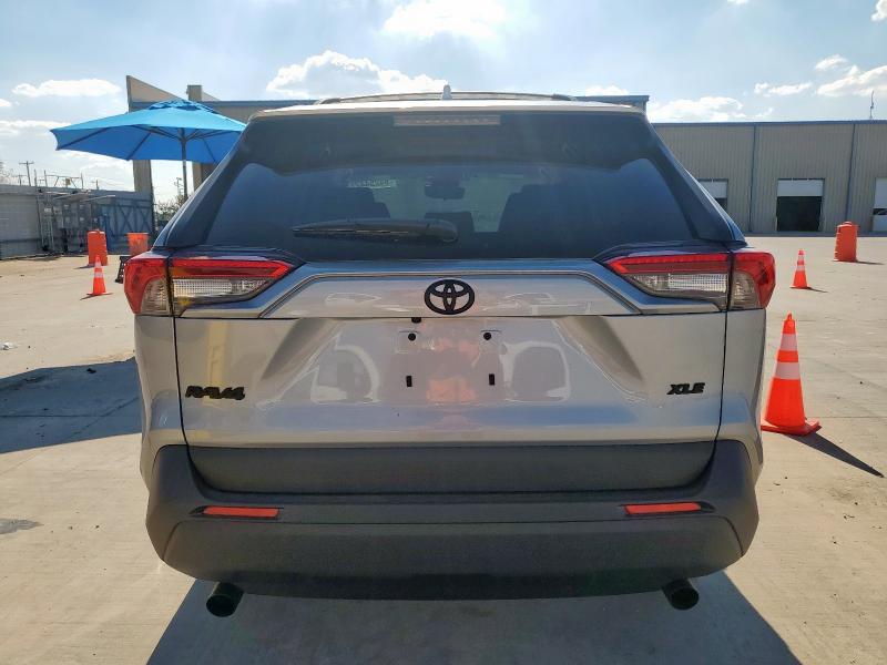 2025 TOYOTA RAV4 XLE 2T3W1RFV2SC343875