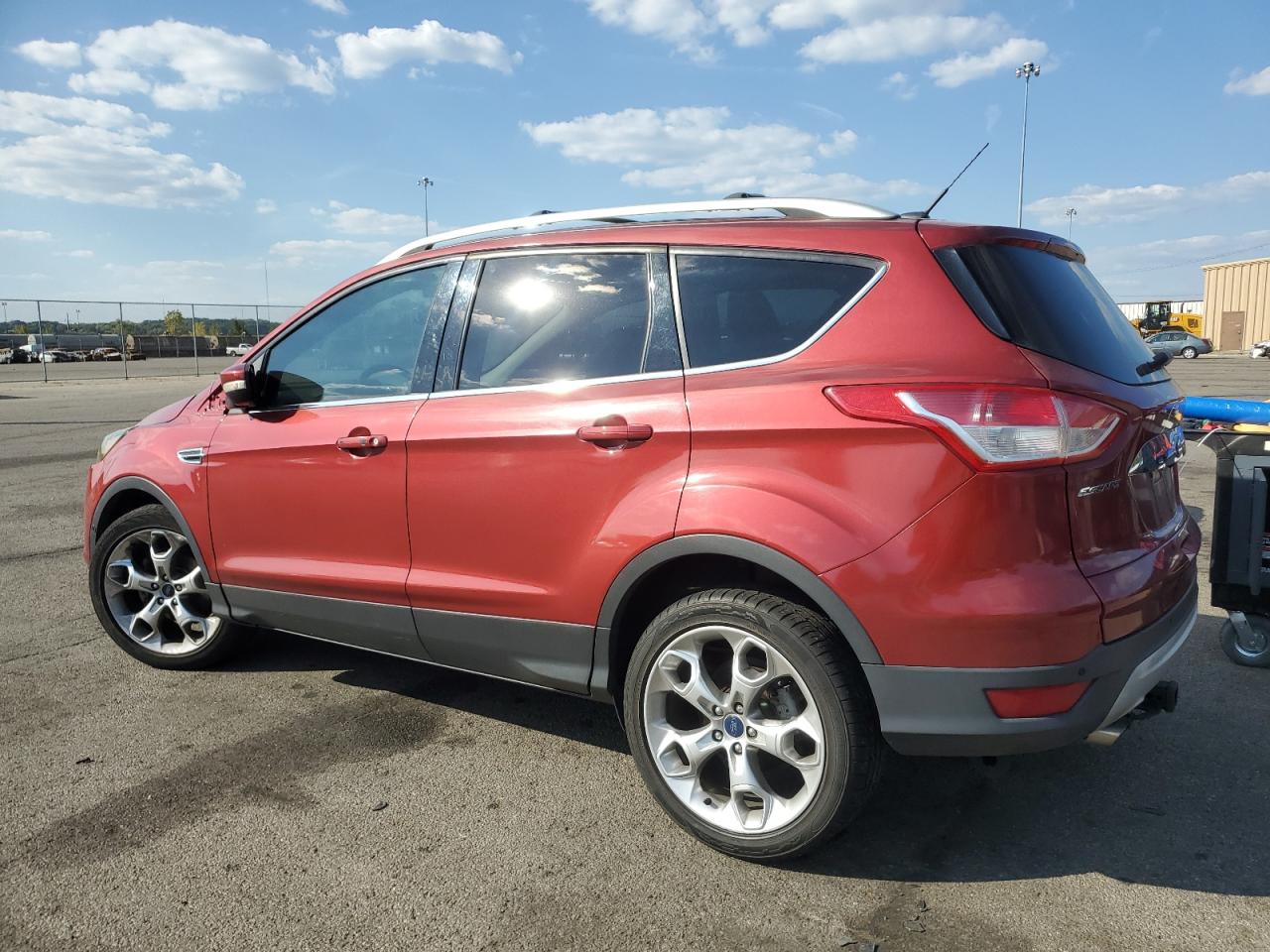 FORD ESCAPE TITANIUM