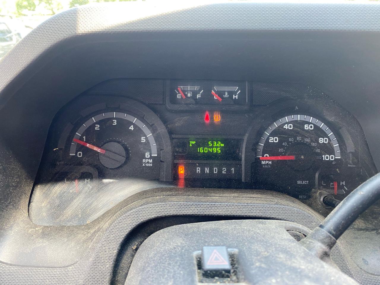 FORD ECONOLINE E250 VAN