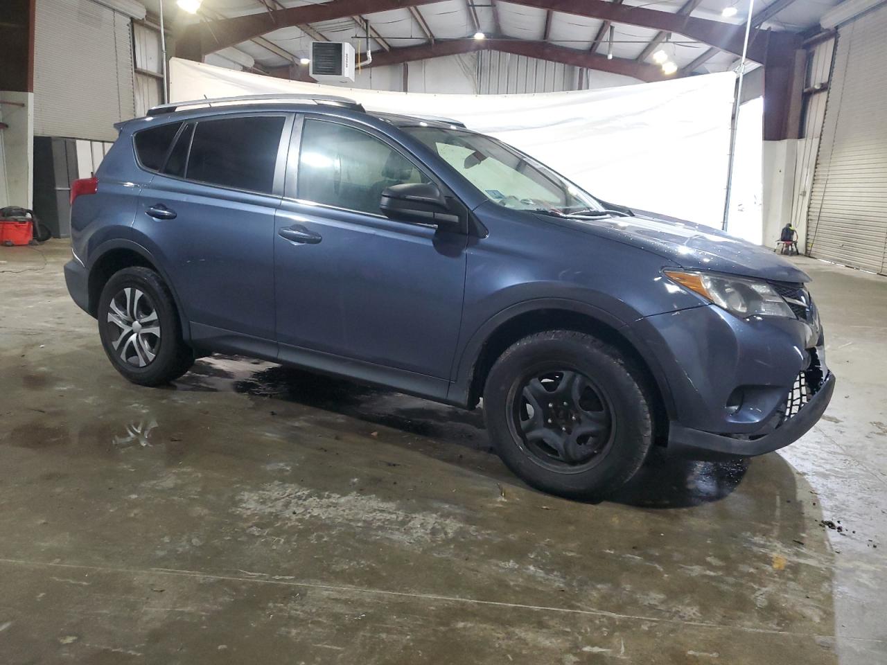 TOYOTA RAV4 LE