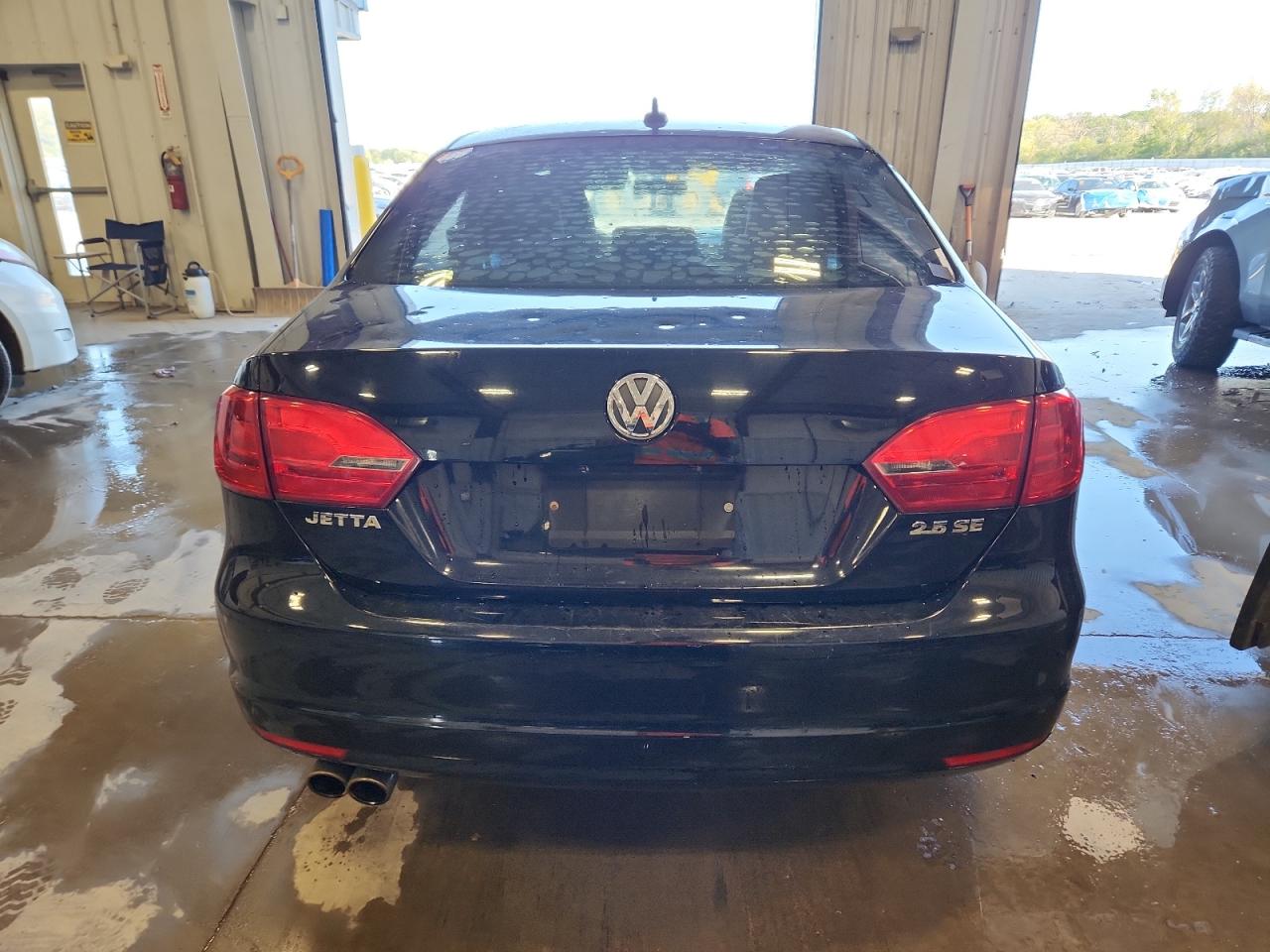 VOLKSWAGEN JETTA SE