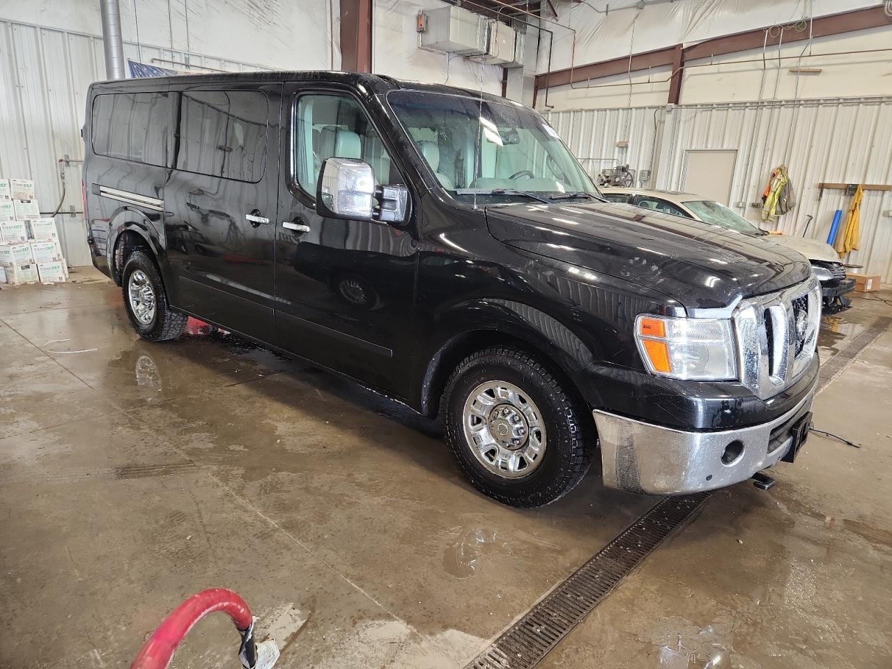 NISSAN NV3500 3500 S