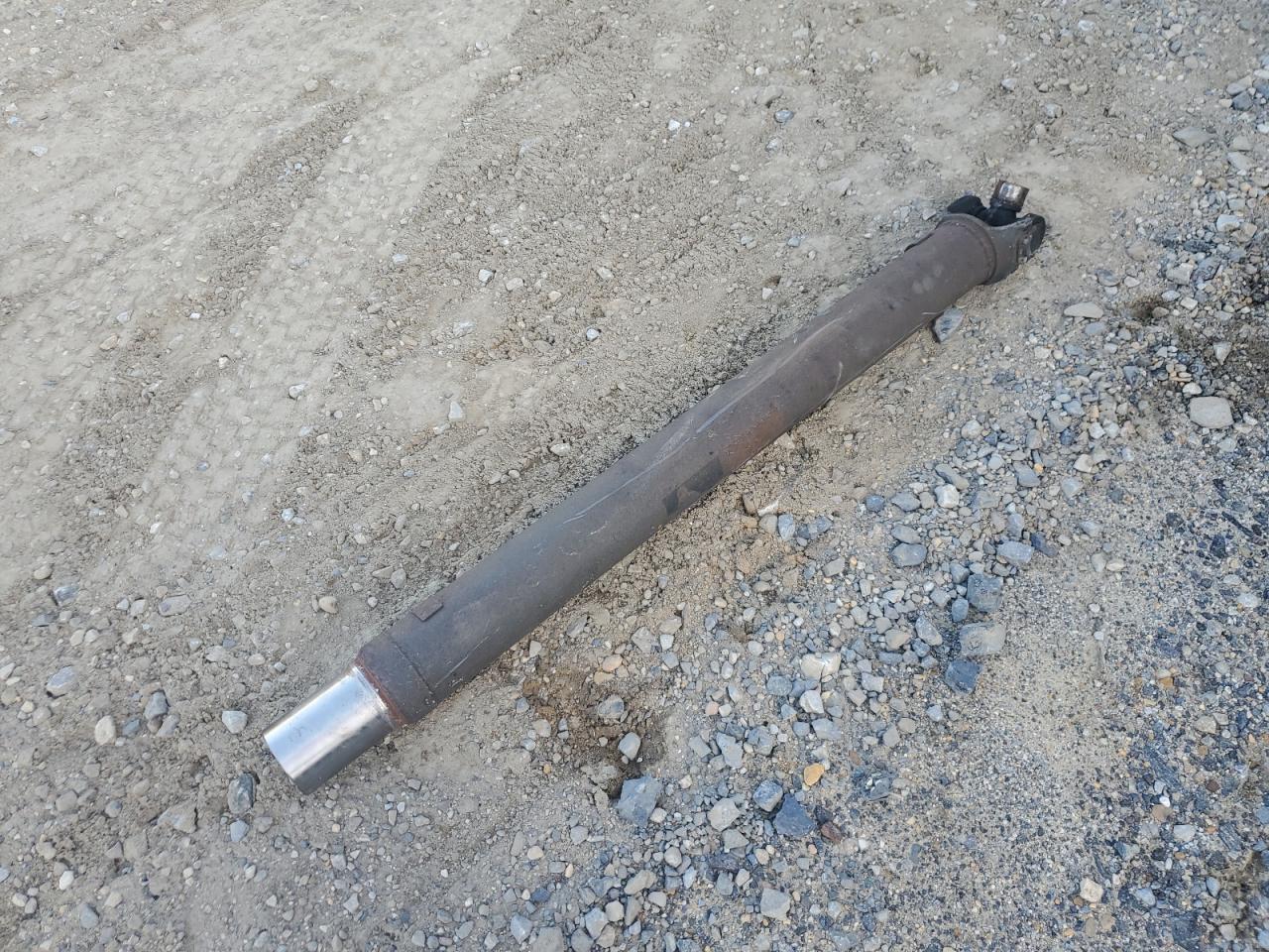 Lot #3262128599 2017 HINO 258/268