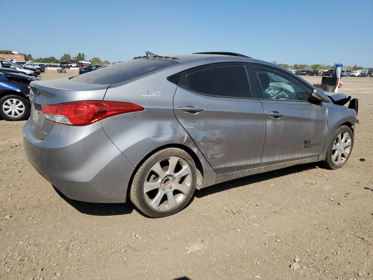 HYUNDAI ELANTRA GLS