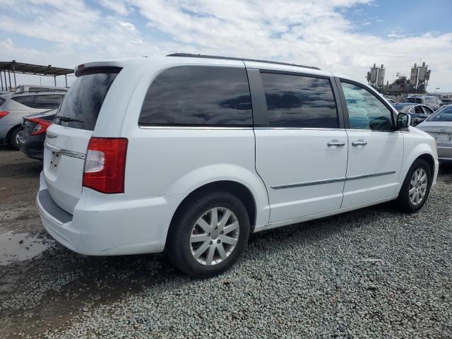 2015 CHRYSLER TOWN & COU 2C4RC1BG2FR756183