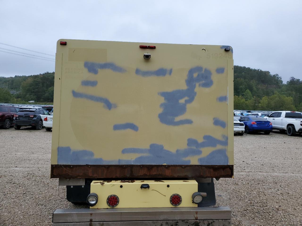 FORD ECONOLINE E450 SUPER DUTY CUTAWAY VAN