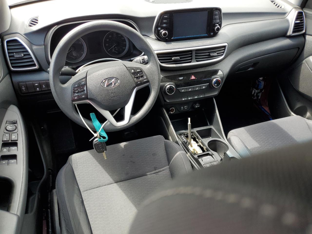 HYUNDAI TUCSON SE