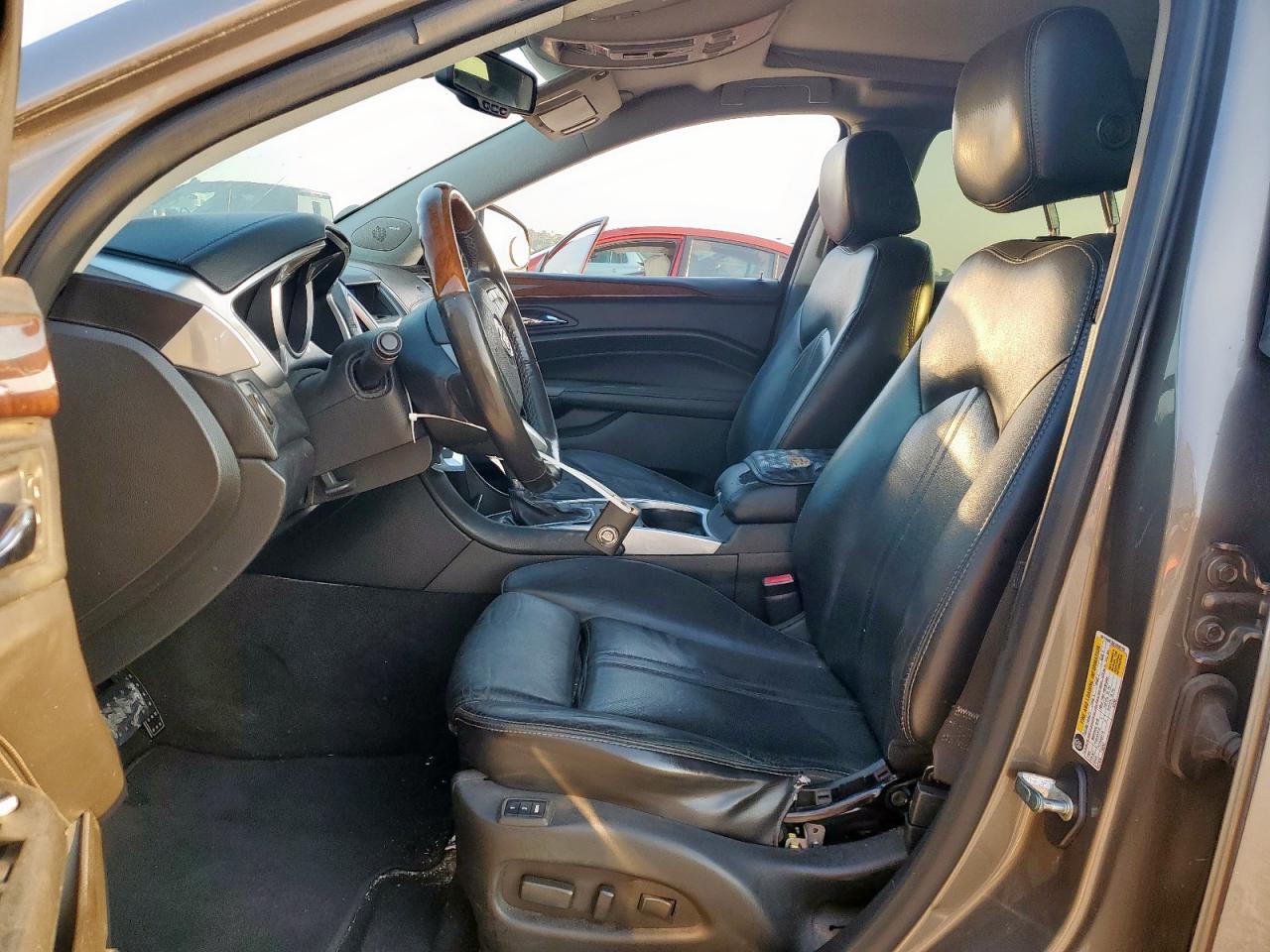 CADILLAC SRX LUXURY COLLECTION