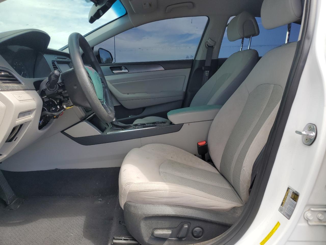 HYUNDAI SONATA SPORT