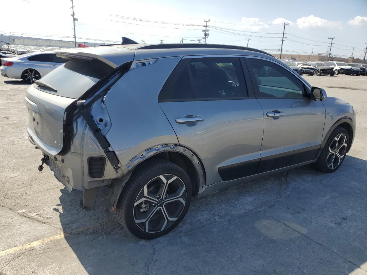 KIA NIRO EX