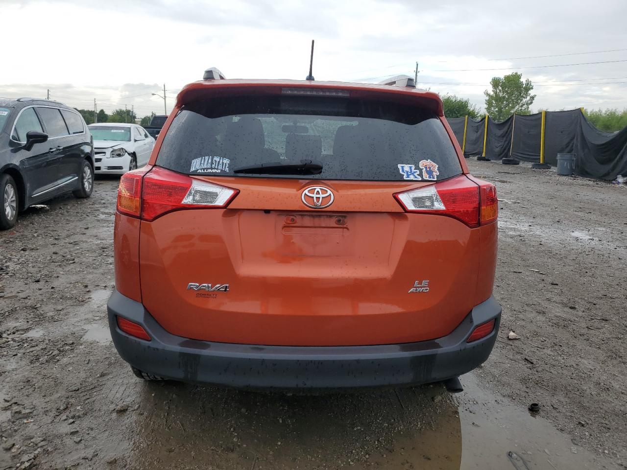TOYOTA RAV4 LE