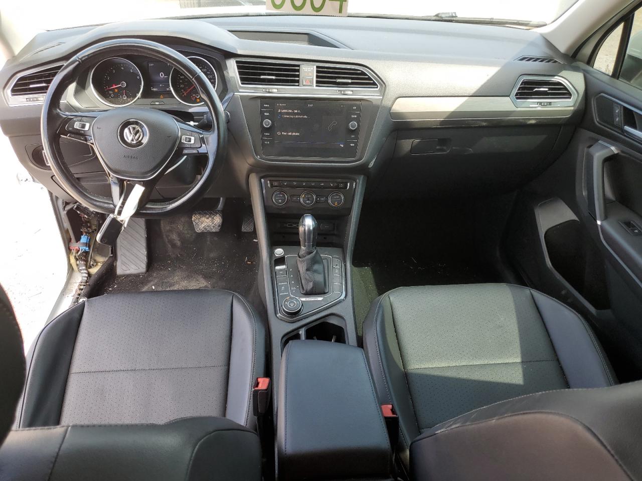 VOLKSWAGEN TIGUAN SE