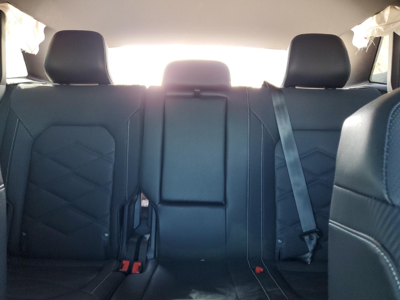 VOLKSWAGEN ATLAS CROSS SPORT SE