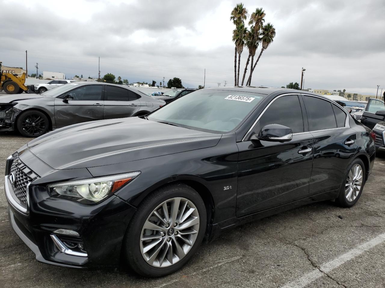 INFINITI Q50 LUXE